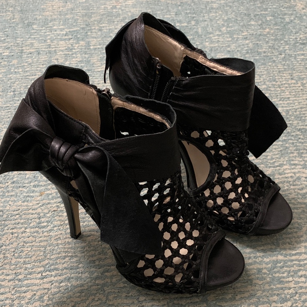 New Boutique 9 Black Cage Platform High Heel with Bow, Size 9